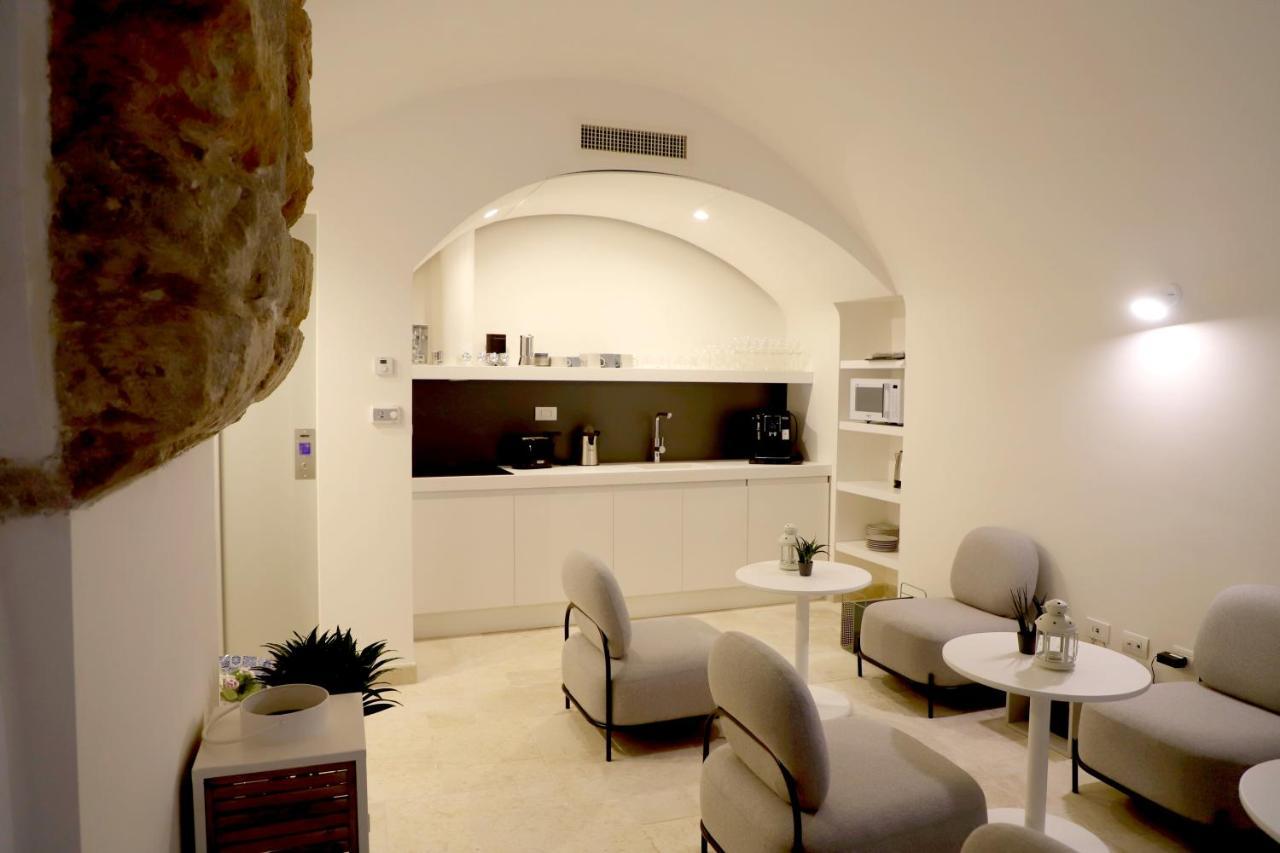 Vista Borgo Antico Hotel Bari Exterior photo
