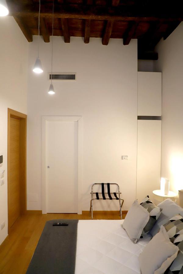 Vista Borgo Antico Hotel Bari Exterior photo